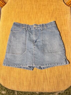 Vintage Gloria Vanderbilt Denim Skort